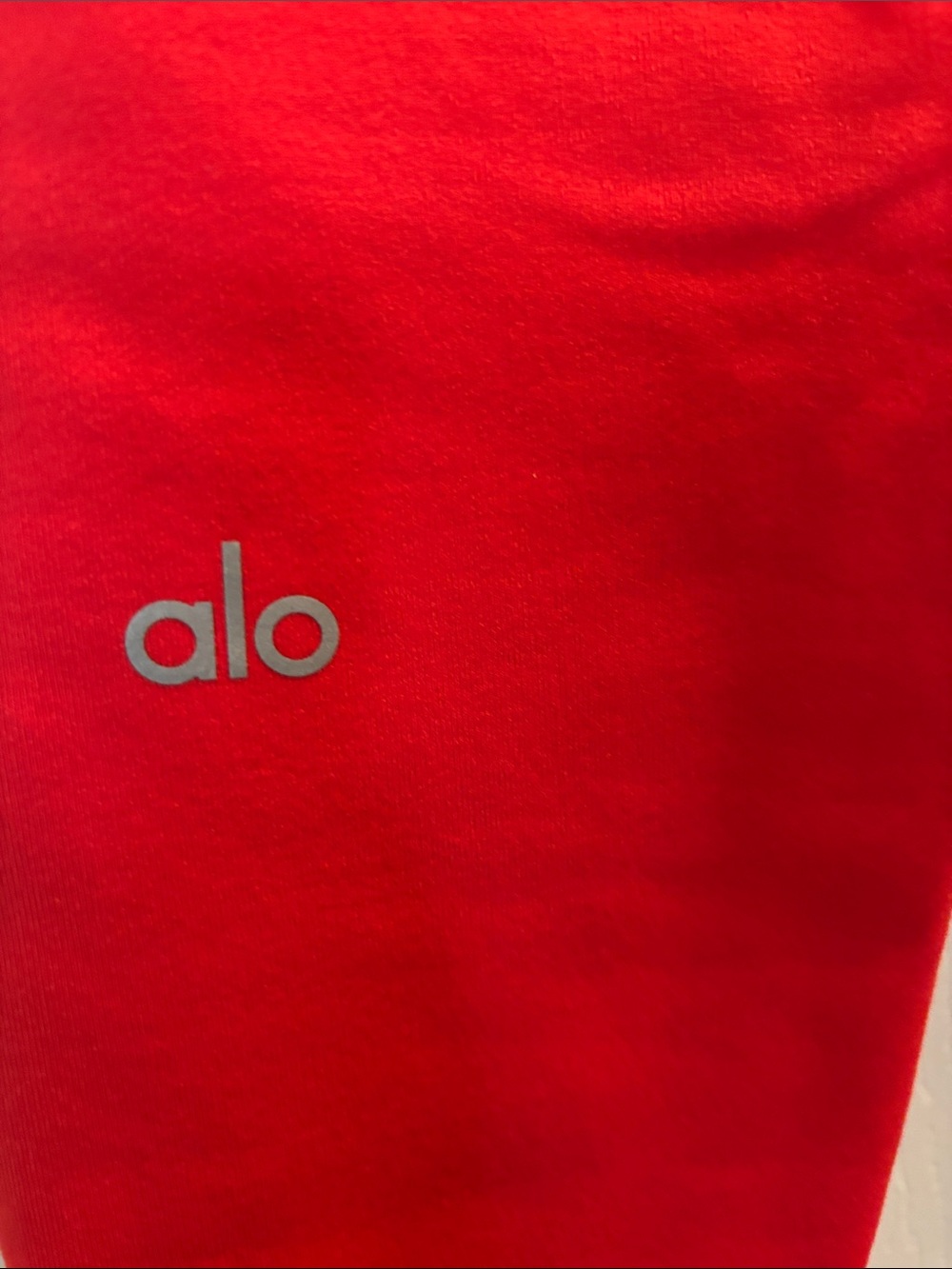 Alo Airbrush Full Length Leggings in Red with Satin Waistband - Picture 3 of 4